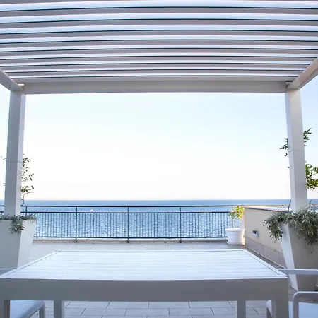 Сasa de vacaciones Attico Con Discesa A Mare Privata